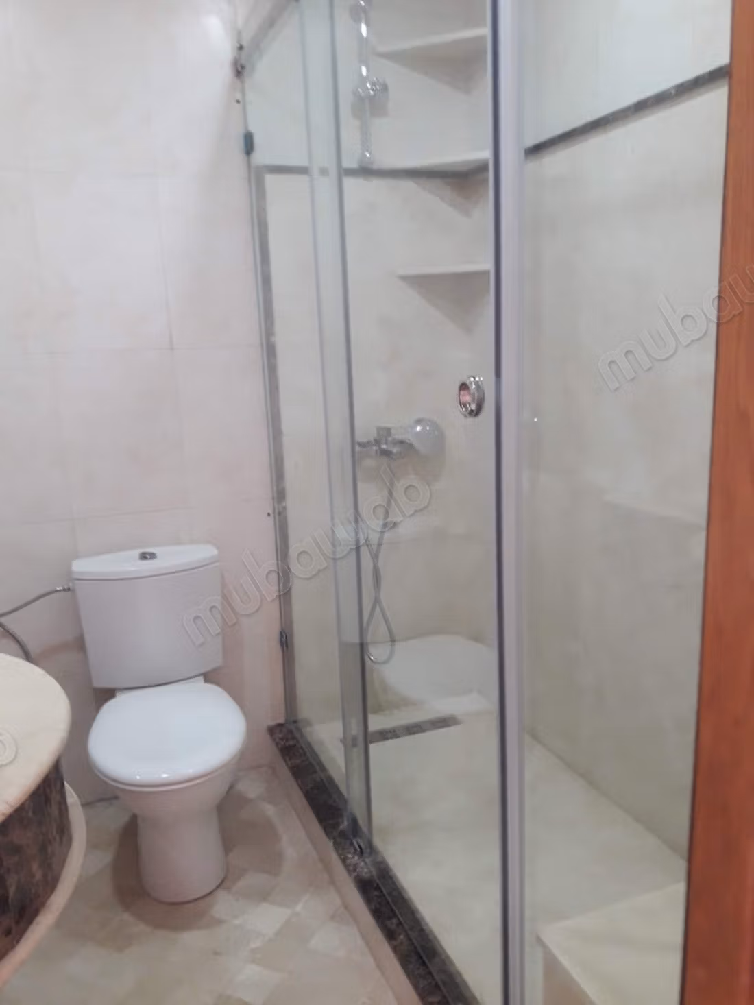 For rent apartment 3 empty bedrooms golden triangle