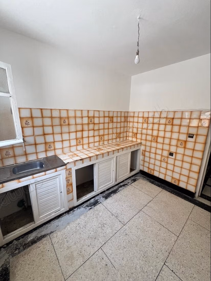 Appartement à louer à CHEBANATE 
RABAT