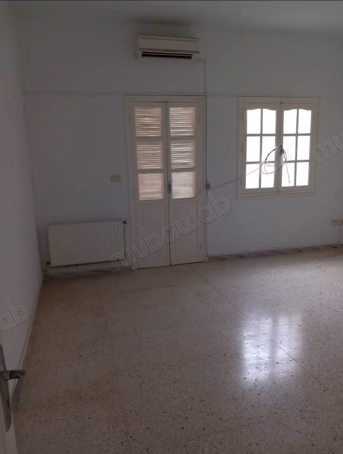 Villa a 2 piani 150m²150m² – Terreno 612m² – Monastir
