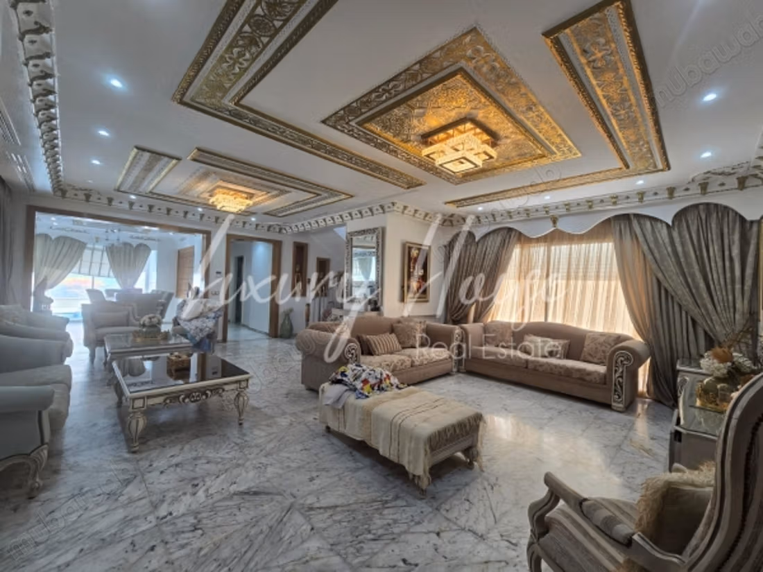 Villa S4 con piscina e giardino ad Ain Zaghouan