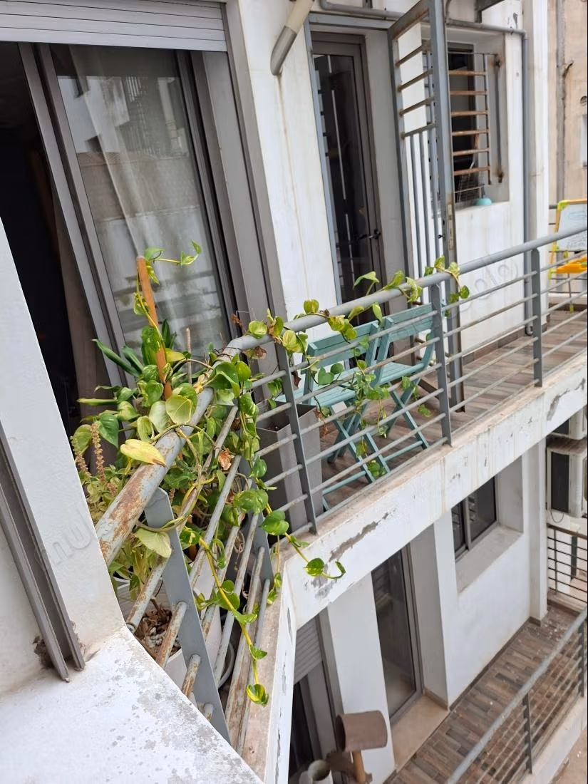 In vendita un bel appartamento con terrazza e 4 camere da letto