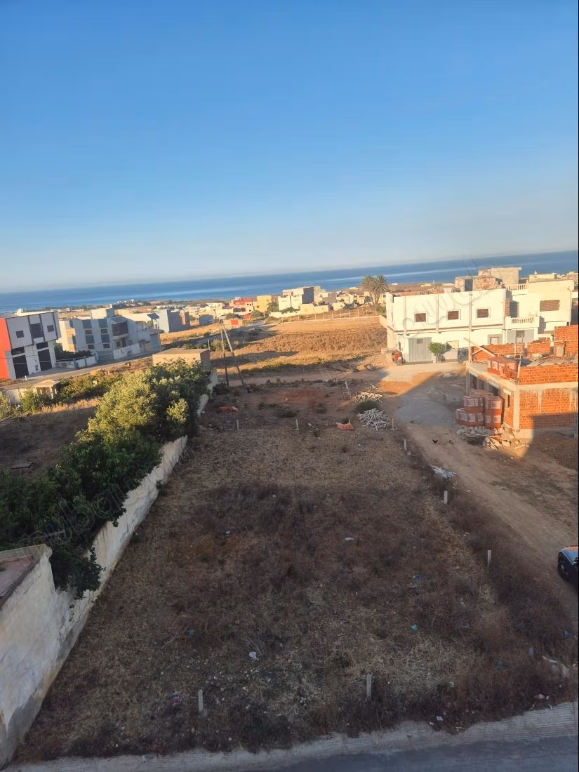 Stunning plot of 283 m² with R2 permit