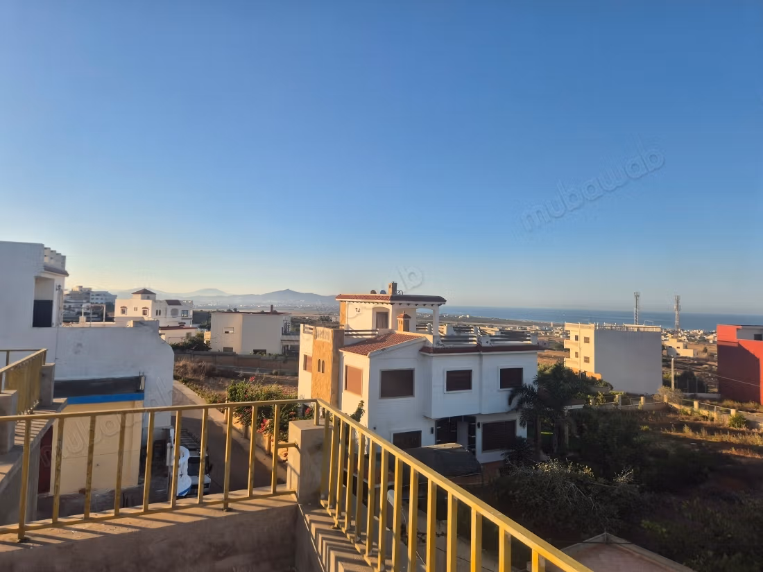 Stunning plot of 283 m² with R2 permit
