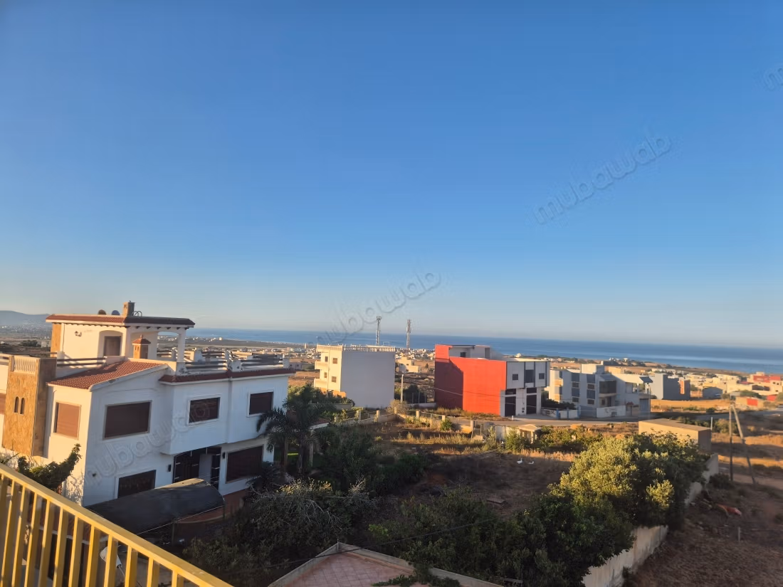 Stunning plot of 283 m² with R2 permit