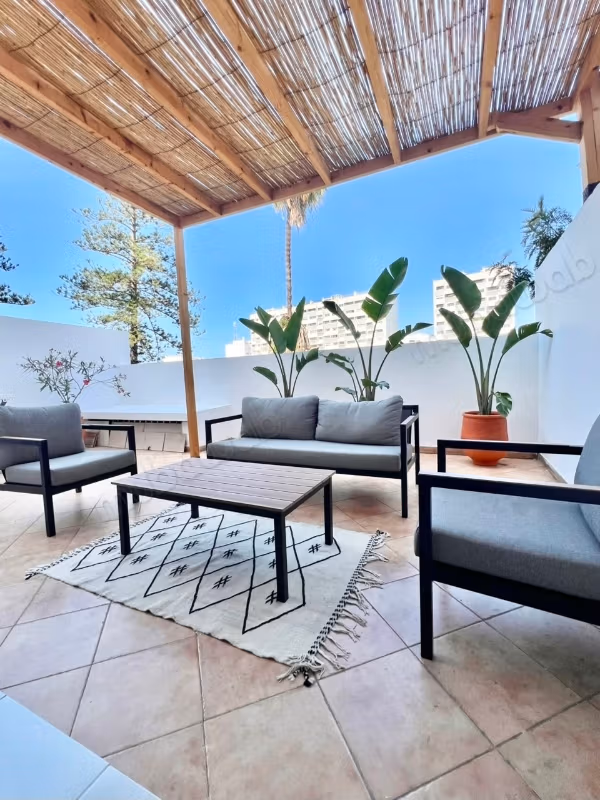 Superbo appartamento con grande terrazza