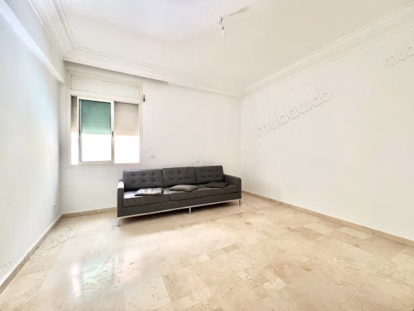 Appartement 2 chambres idéalement situé à Racine