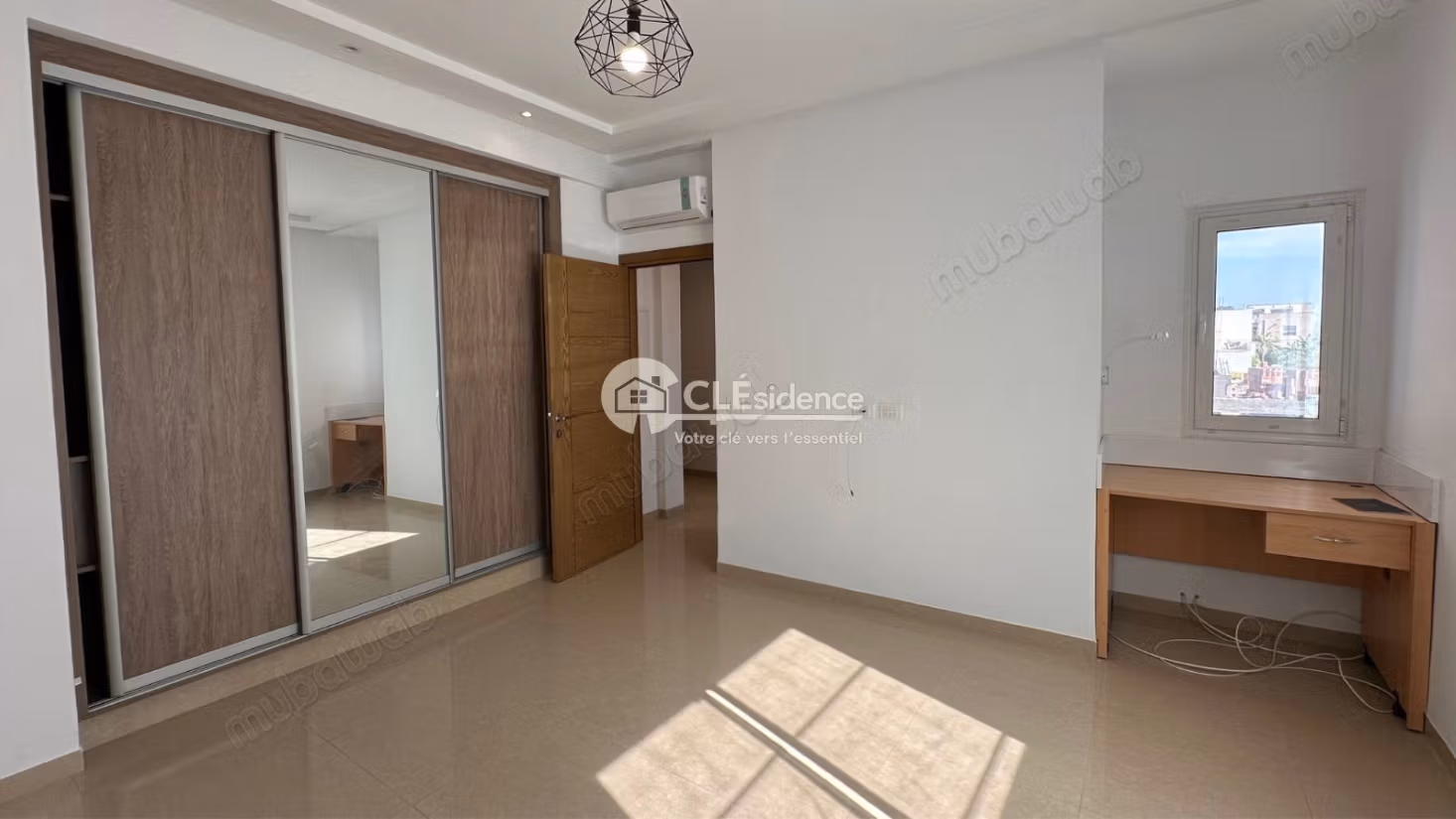 Belle Villa Jumelée S5 à Louer – La Soukra