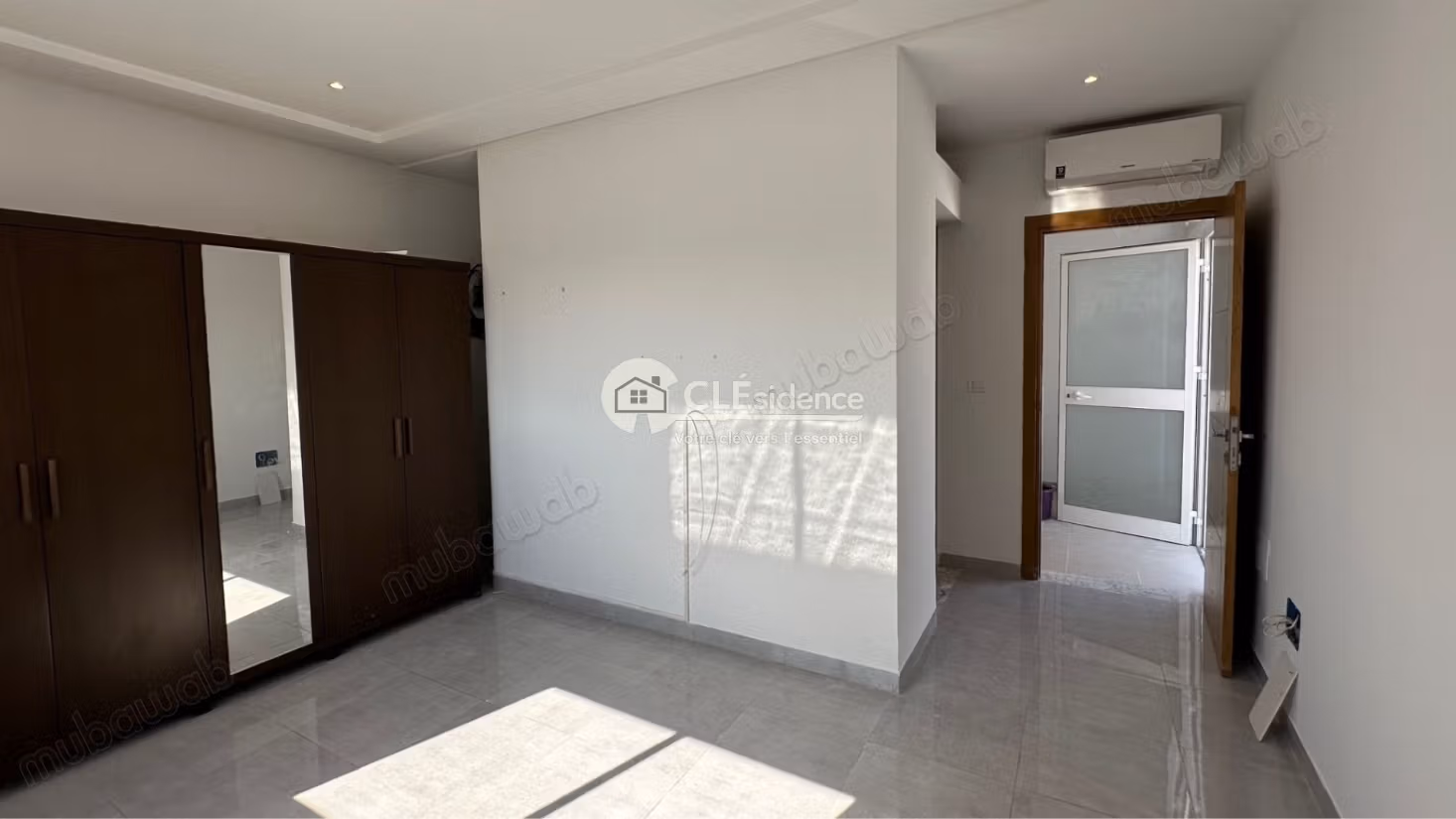 Belle Villa Jumelée S5 à Louer – La Soukra