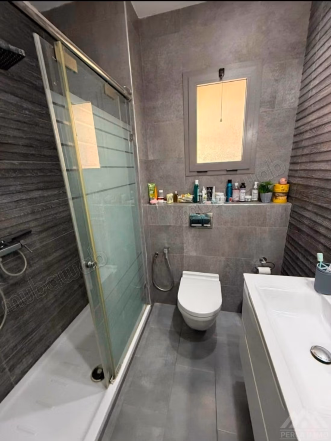À vendre un appartement S4 Ain Zaghouen