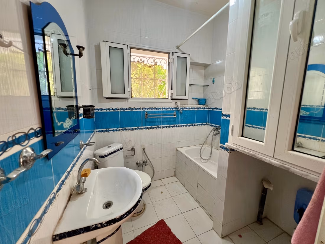 Villa duplex à vendre El mourouj 1 390 000 TND