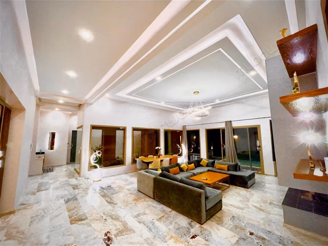 Location villa of high standing on Route de Ouarzazate. 4 bedrooms. Furnished