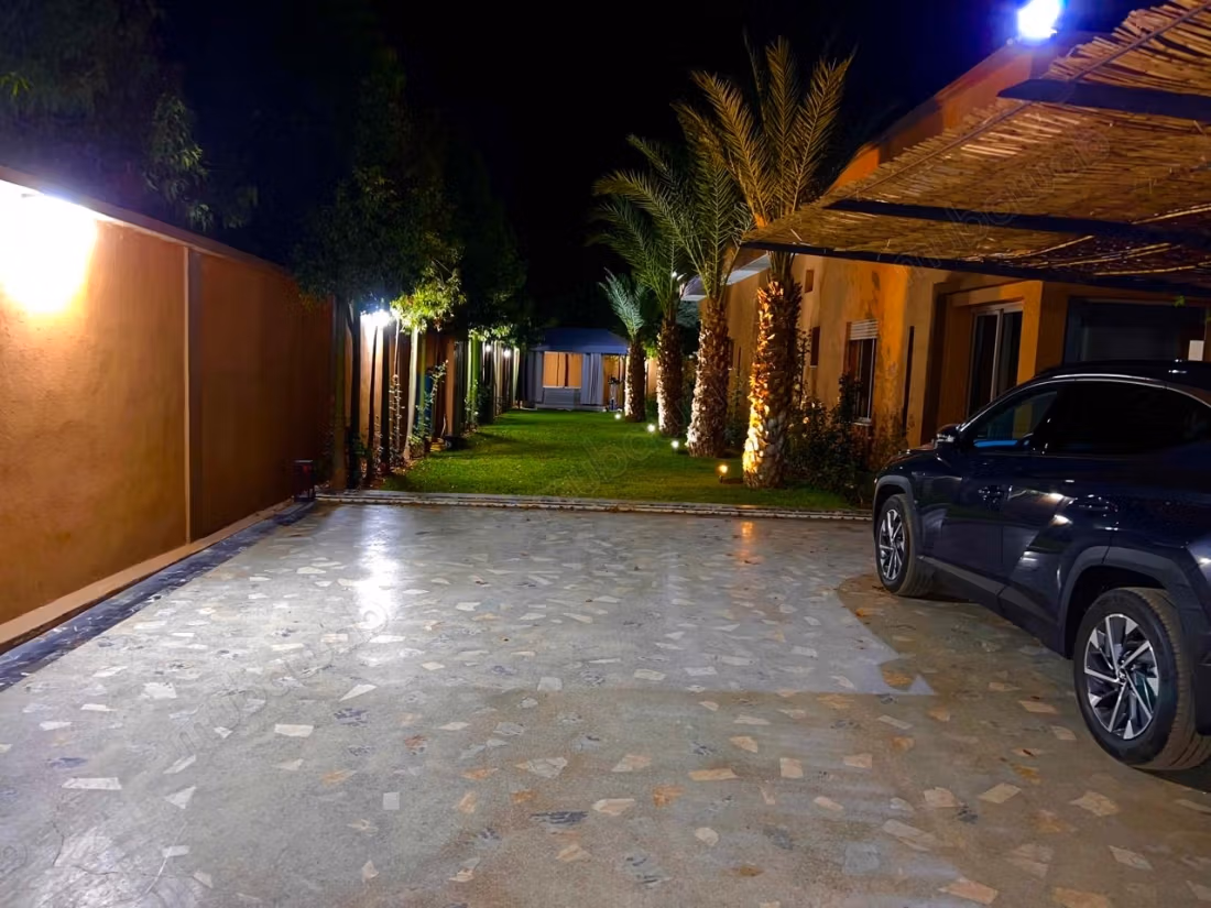 Location villa of high standing on Route de Ouarzazate. 4 bedrooms. Furnished