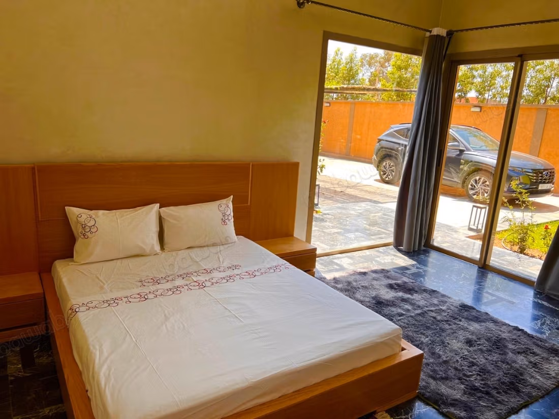 Location villa of high standing on Route de Ouarzazate. 4 bedrooms. Furnished
