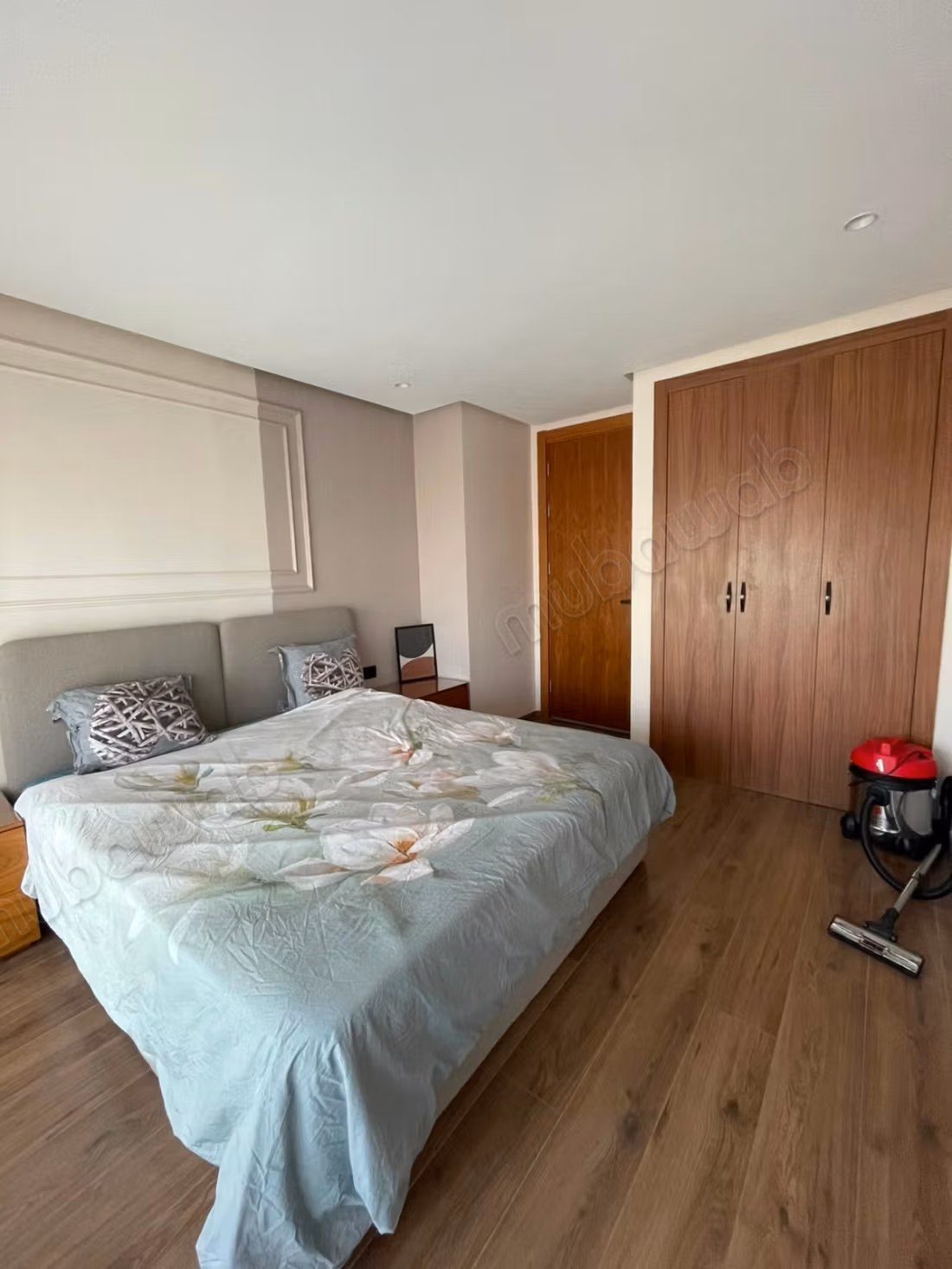 In affitto - Appartamento ammobiliato con 3 camere - Quartiere CFC