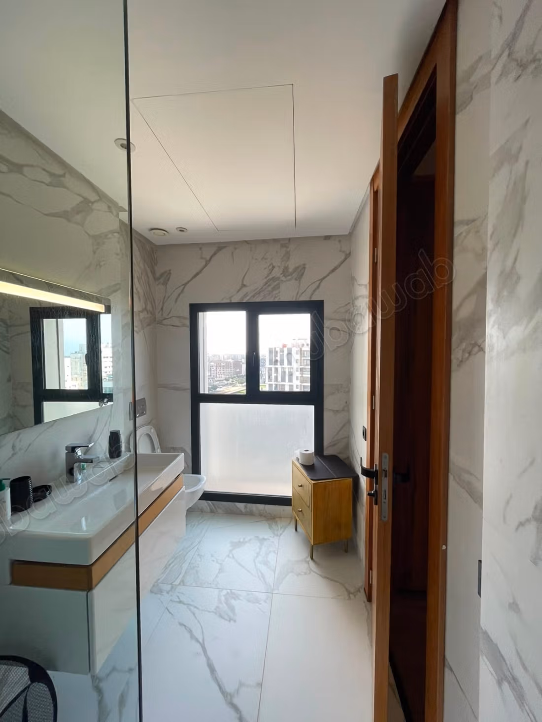 In affitto - Appartamento ammobiliato con 3 camere - Quartiere CFC