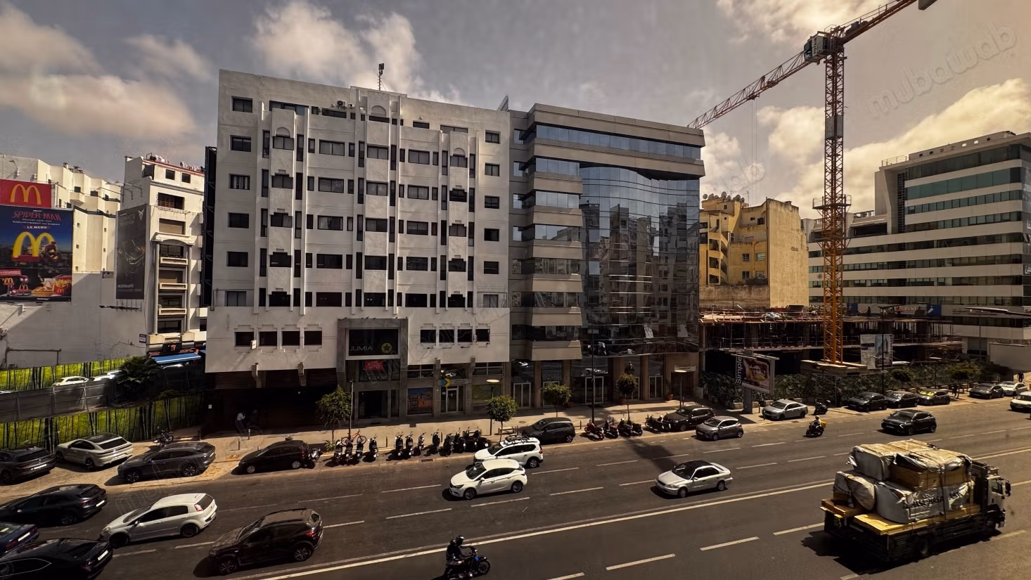 Offices for rent Boulevard Anfa. Area 132 m². Concierge