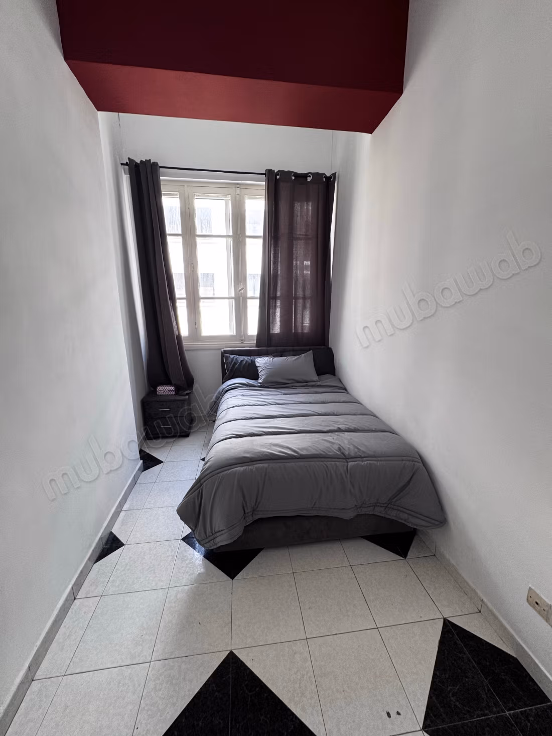 Appartamento molto bello in affitto a Gauthier. Superficie totale 93 m². Arredato