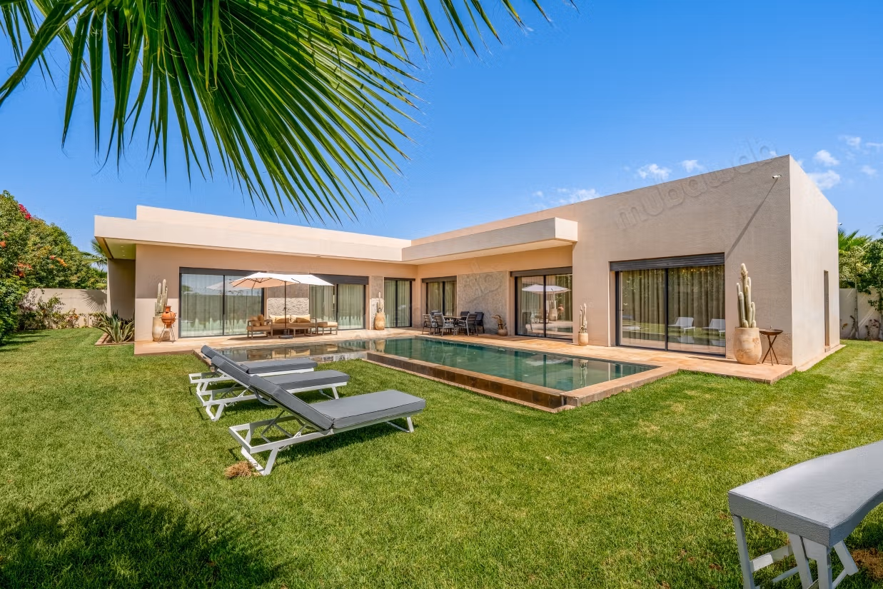 Beautiful VILLA with hammam and heated pool