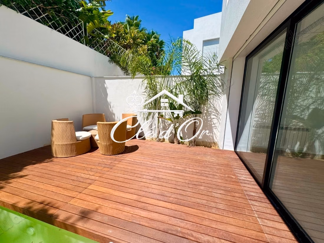 Villa S4 à louer à Gammarth