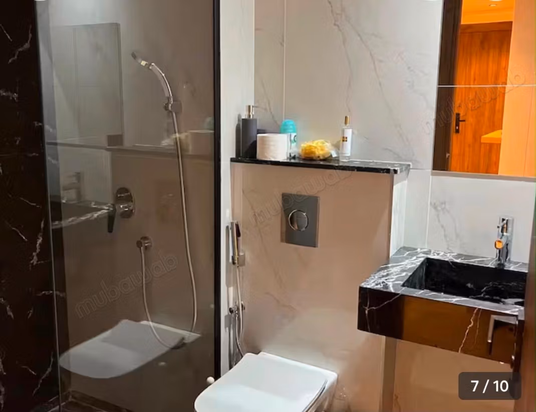 Se alquila estudio amueblado en el barrio Palmier