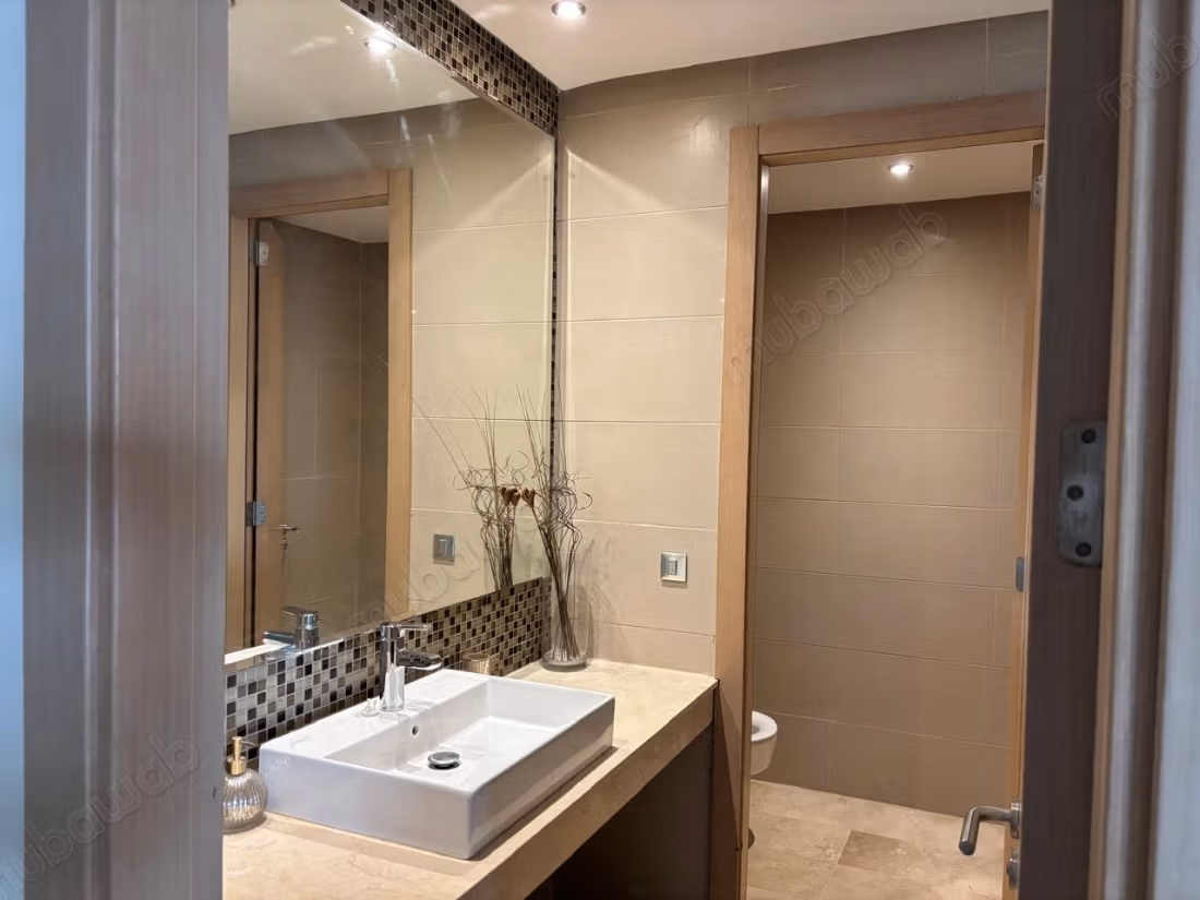 Appartamento in vendita a Prestigia Bouskoura. 4 belle camere. Terrazza e ascensore