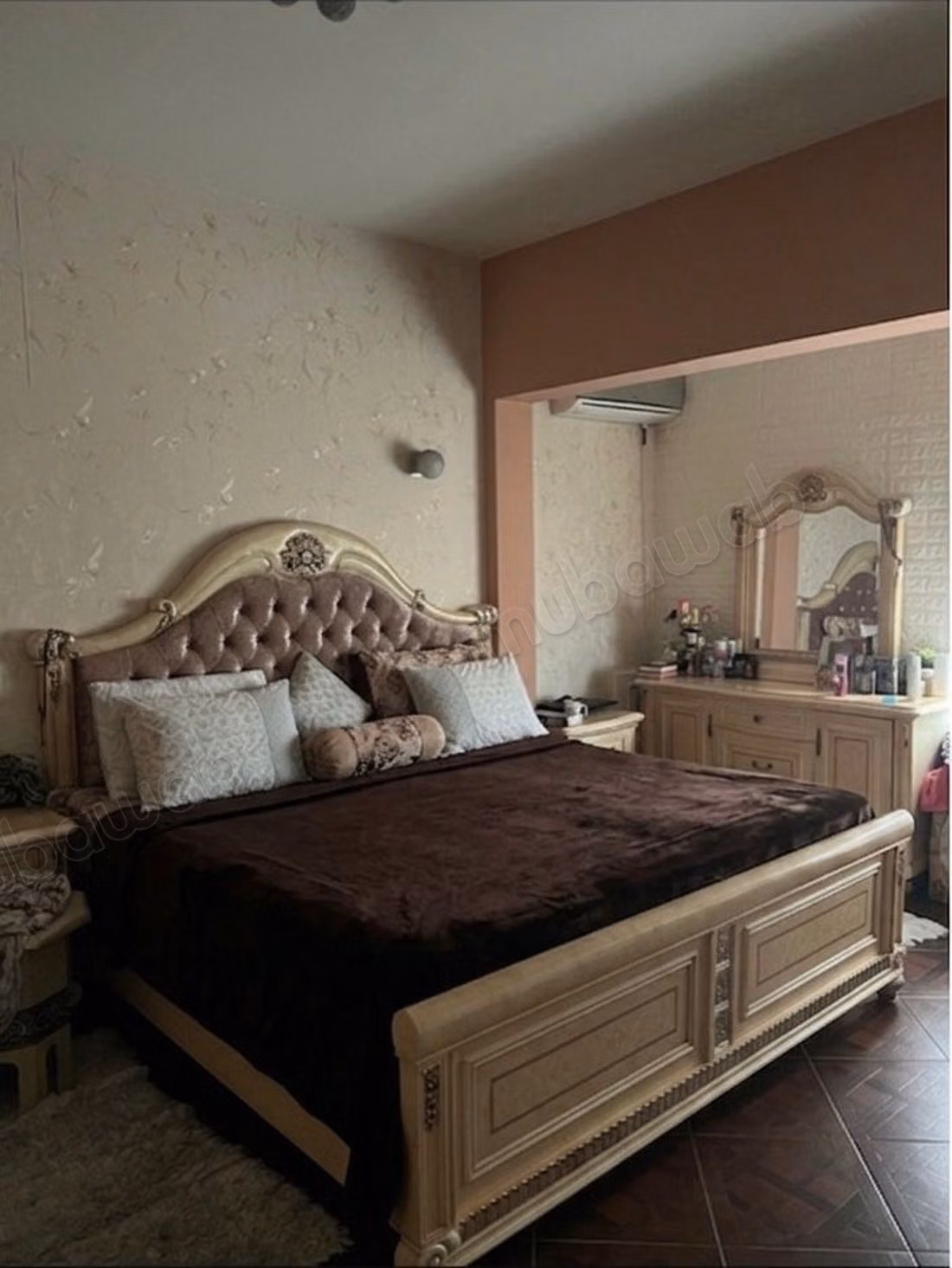 Large apartment on Bd Moulay Youssef