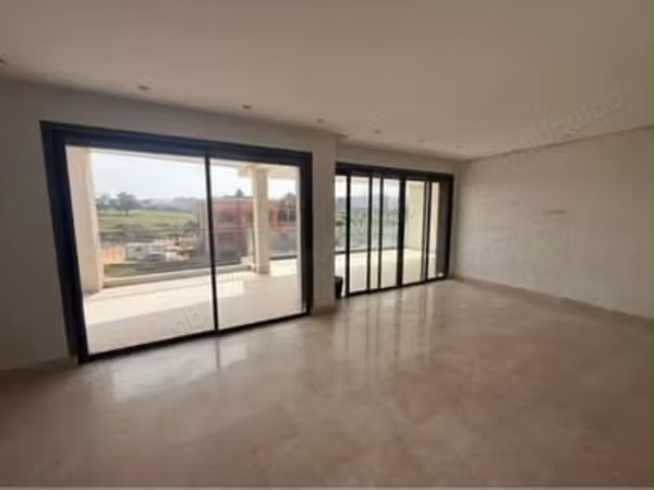 À louer – Appartement vide 2 chambres – Quartier Californie