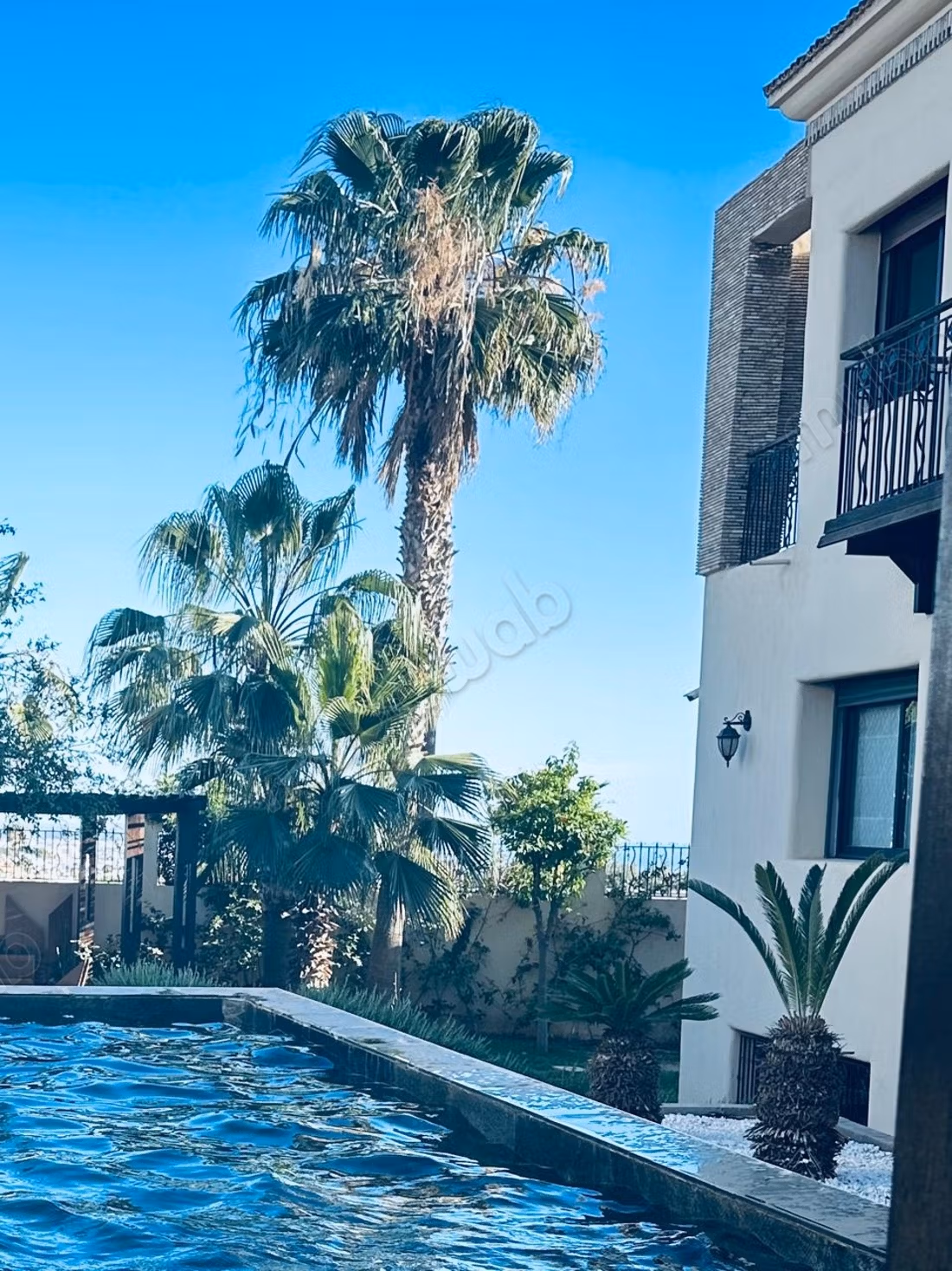 Magnificent villa for sale in Illigh. 4 comfortable bedrooms. Moroccan living room, security