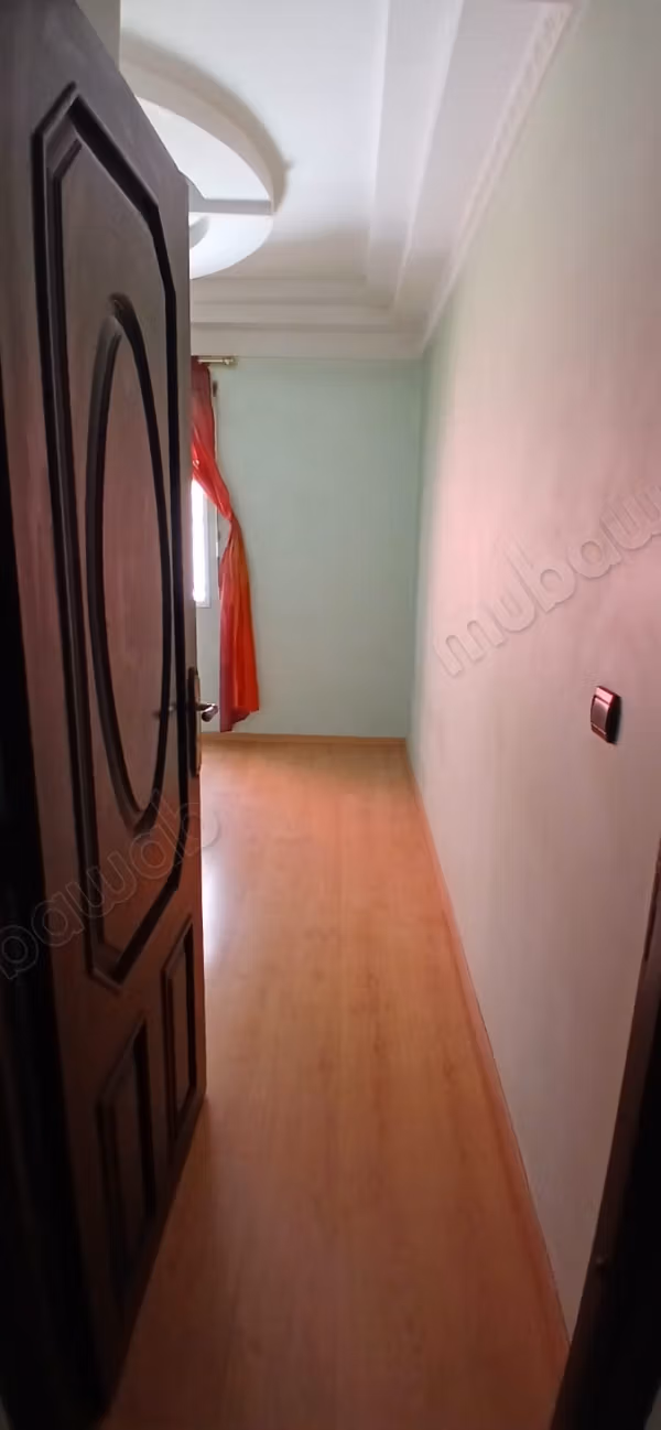 Alquiler de un apartamento en Oulfa. Superficie 400 m². Servicio de conserjería y aire acondicionado