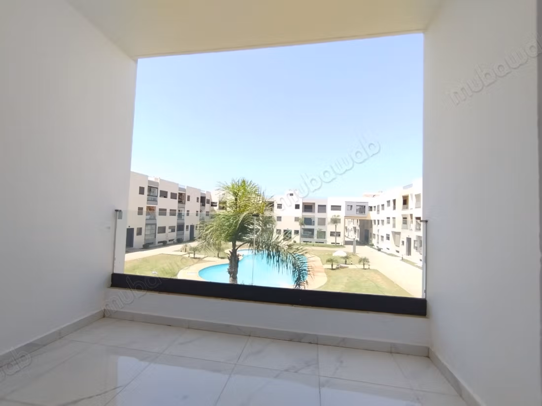 Spacious Apartment Overlooking the Pool