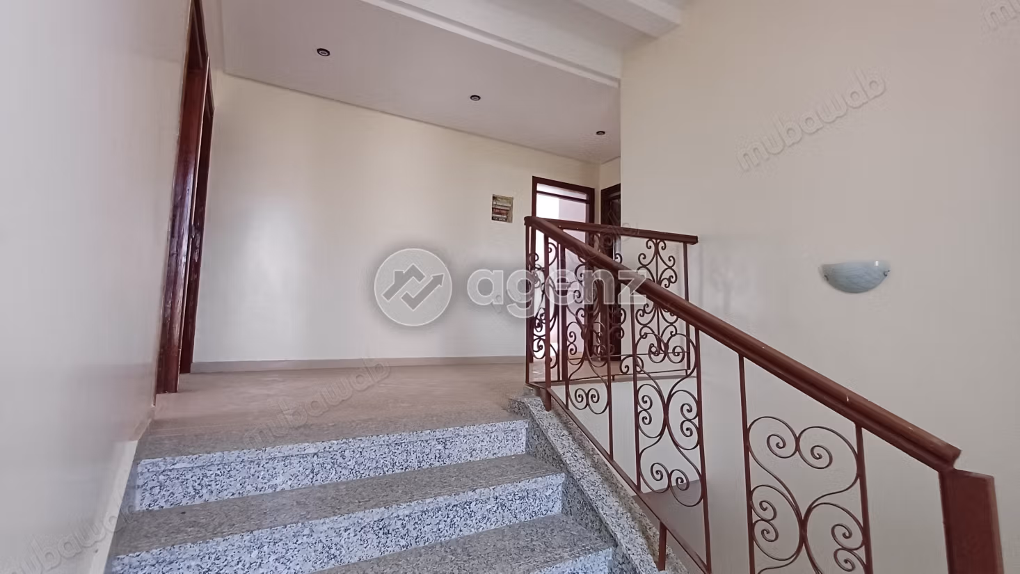 Villa for sale 330 m², 4 bedrooms Oulfa Casablanca