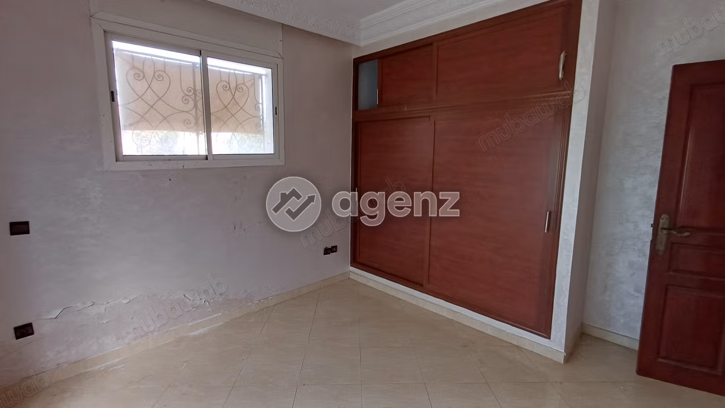 Villa for sale 330 m², 4 bedrooms Oulfa Casablanca