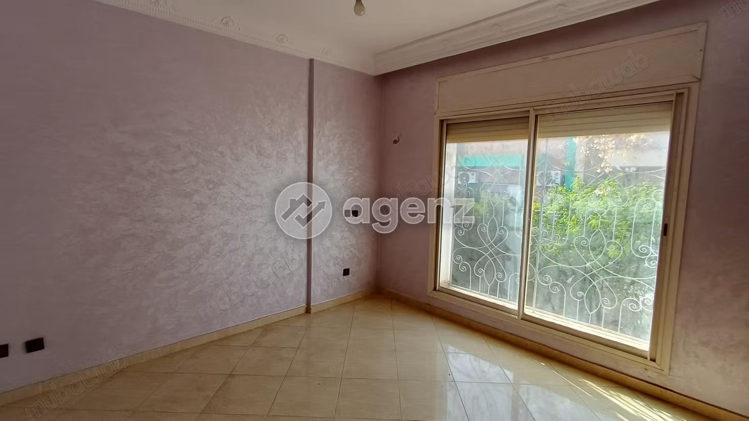 Villa for sale 330 m², 4 bedrooms Oulfa Casablanca