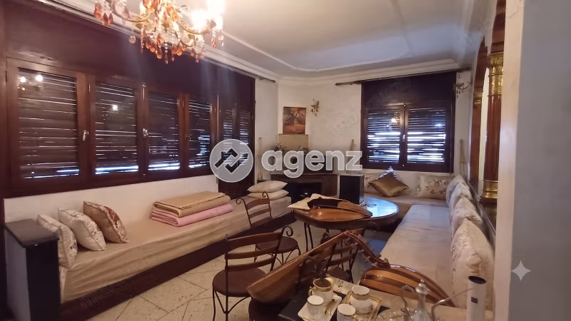 Villa à vendre 283 m², 6 chambres 
Hay Al Hanâa 
Casablanca