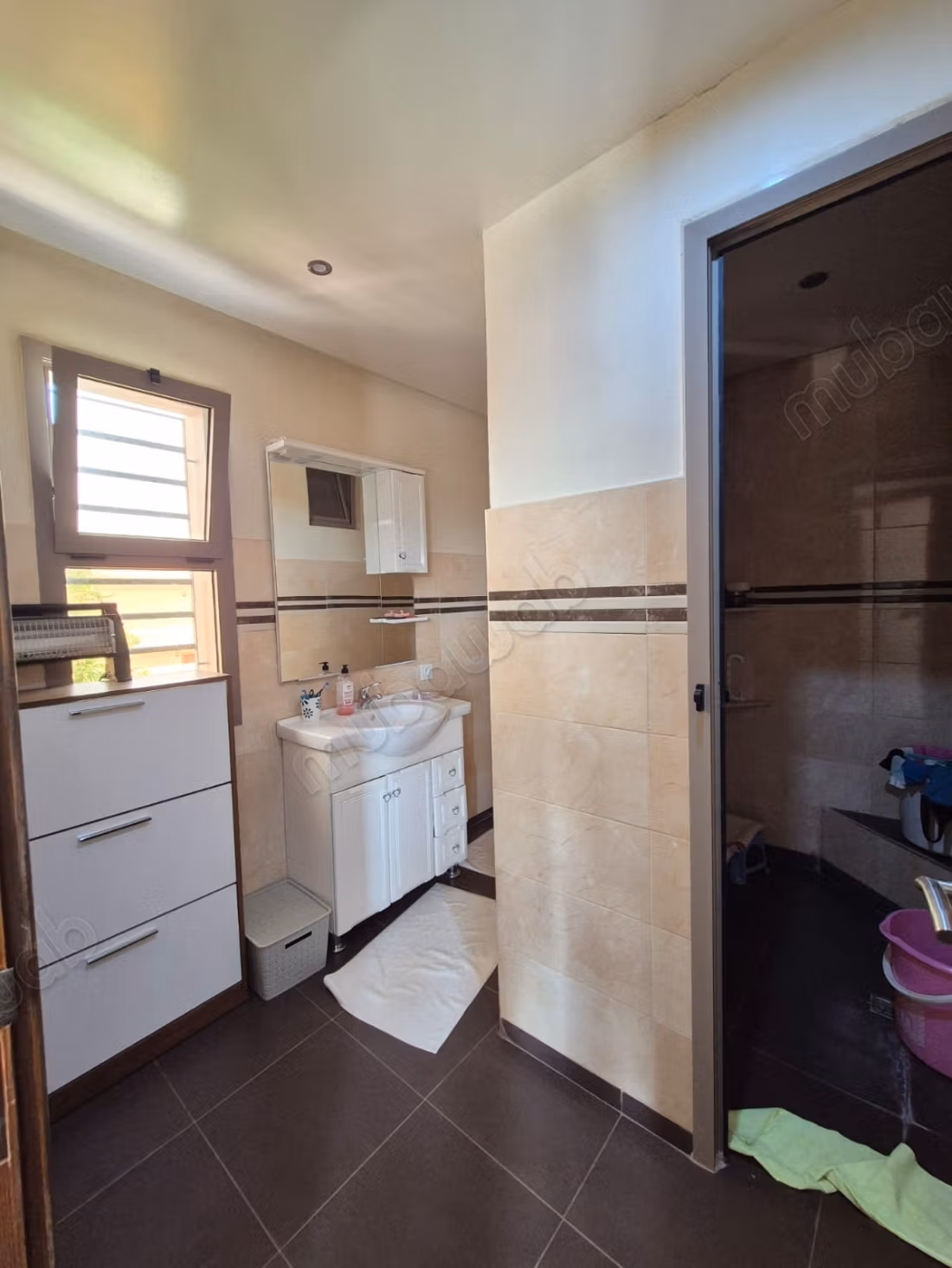 Ourika Road, beautiful villa in a gated community, spacious areas, pool possibility