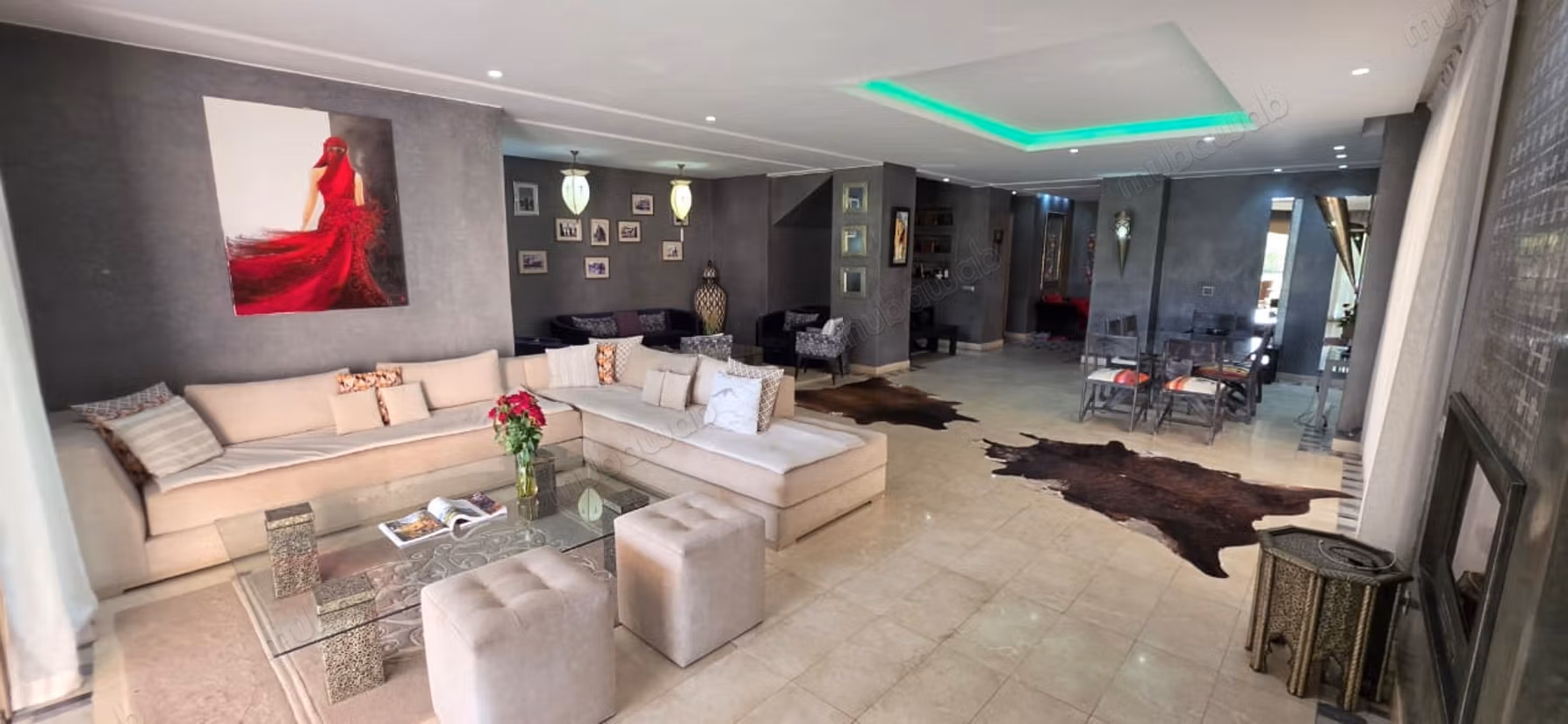 Moderne villa met uitzicht op de golf van Marrakech