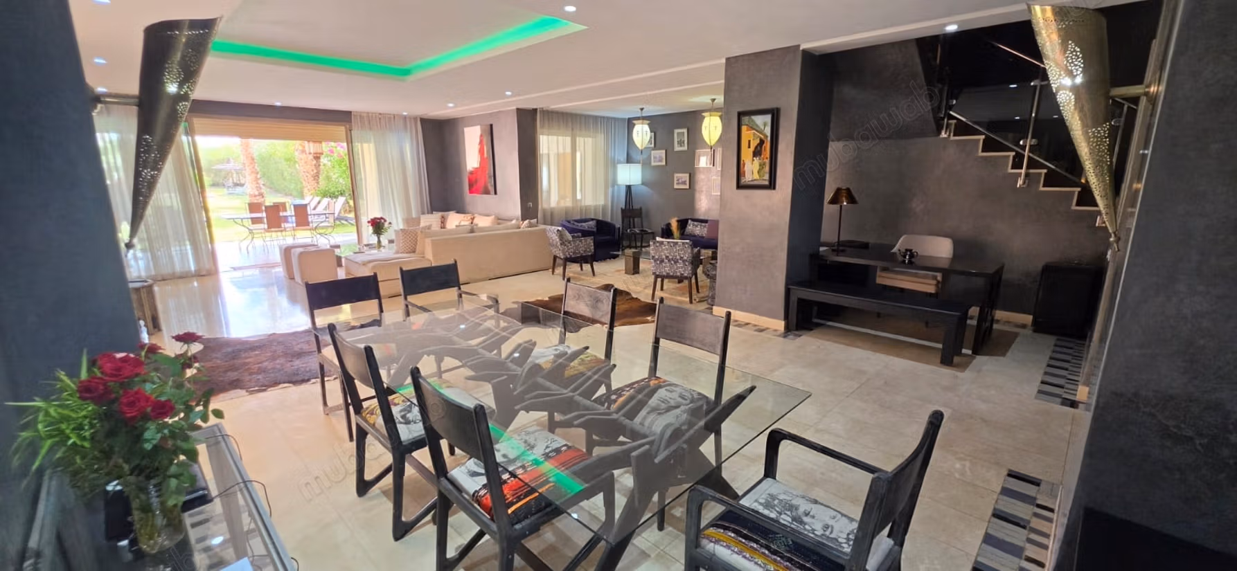 Moderne villa met uitzicht op de golf van Marrakech