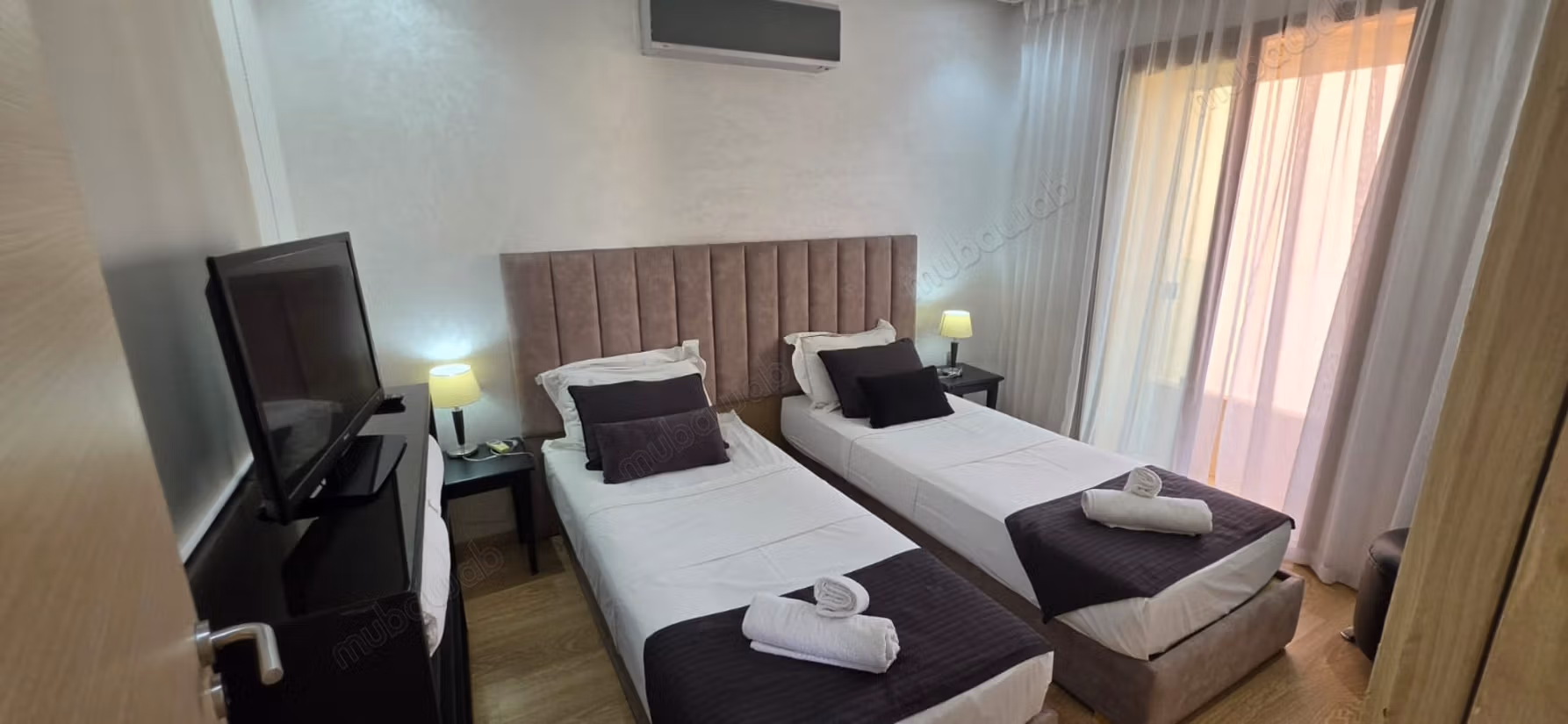 Moderne villa met uitzicht op de golf van Marrakech