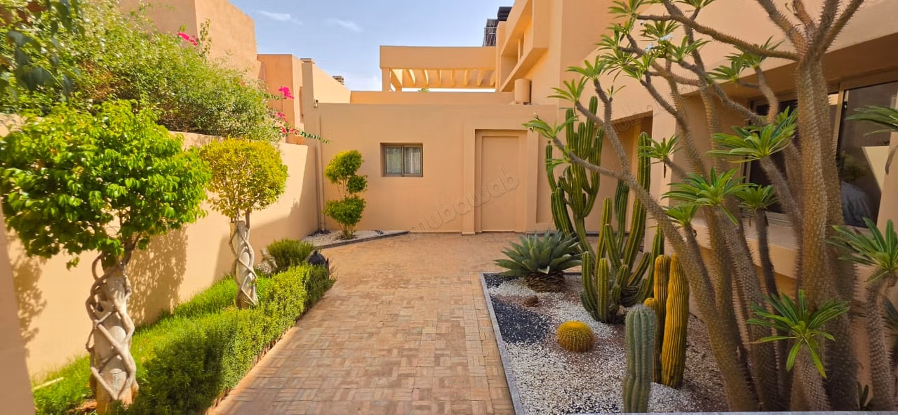 Moderne villa met uitzicht op de golf van Marrakech