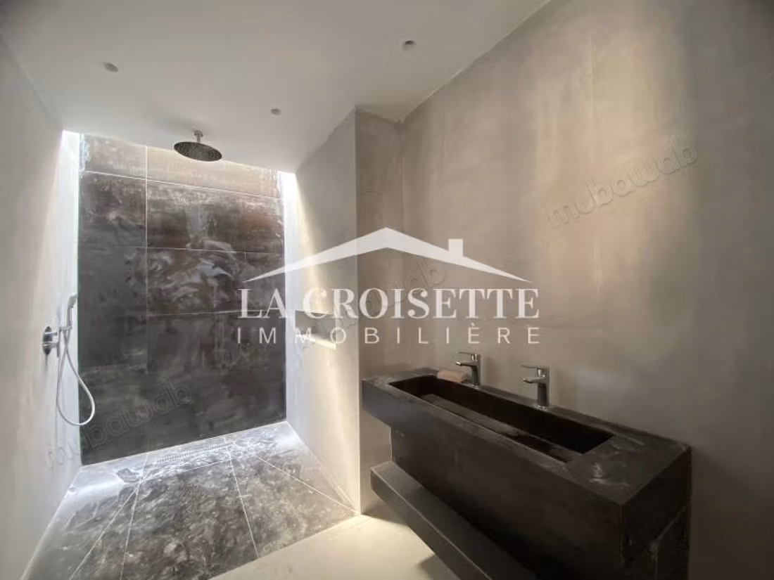 Duplex S3 avec piscine couverte à Gammarth