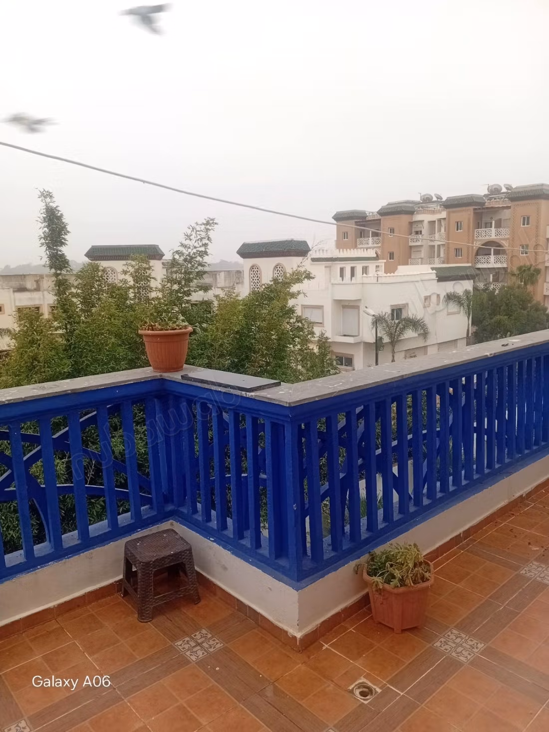 Vendita di un bell'appartamento a El Mansouria. 7 grandi stanze. Ben arredato