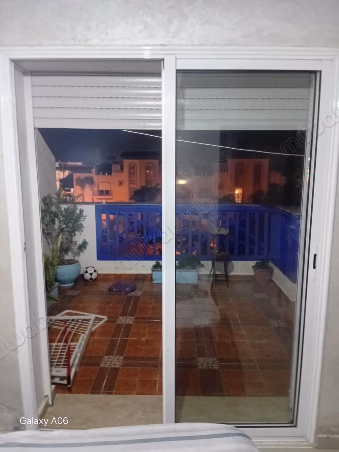 Vendita di un bell'appartamento a El Mansouria. 7 grandi stanze. Ben arredato