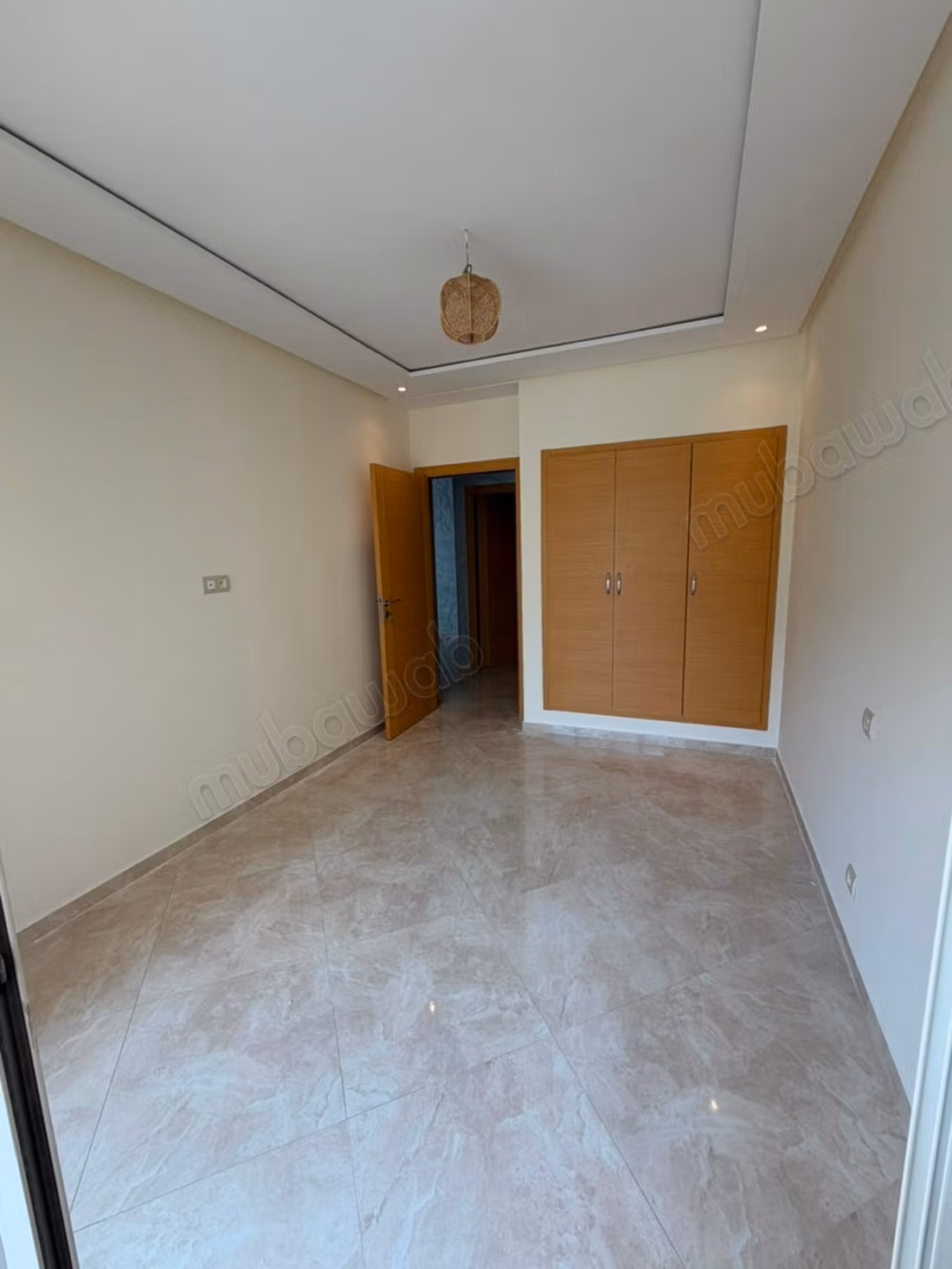 Apartment for sale in Al-Wifaq. 2 beautiful rooms. Elevator available