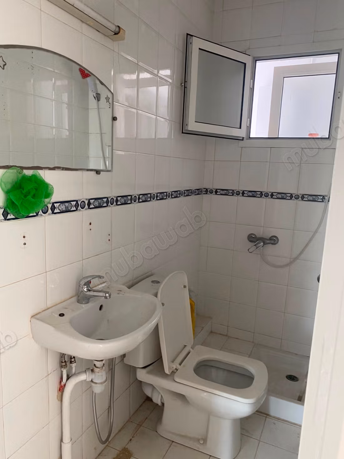 À LOUER – Appartement S4 à Cité Ennasr