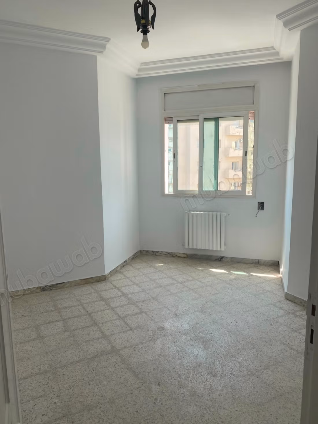 À LOUER – Appartement S4 à Cité Ennasr