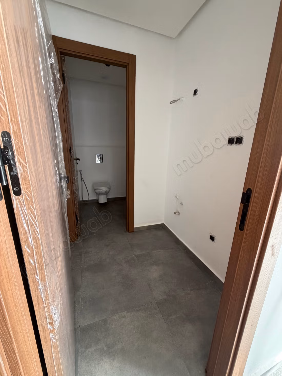Oficina nueva de 50 m² con gran ventanal - Boulevard Yacoub El Mansour