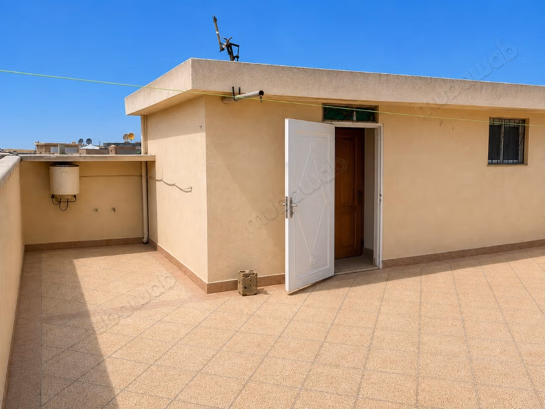 Villa te koop in Bni Yakhlef - 245 m² - getiteld