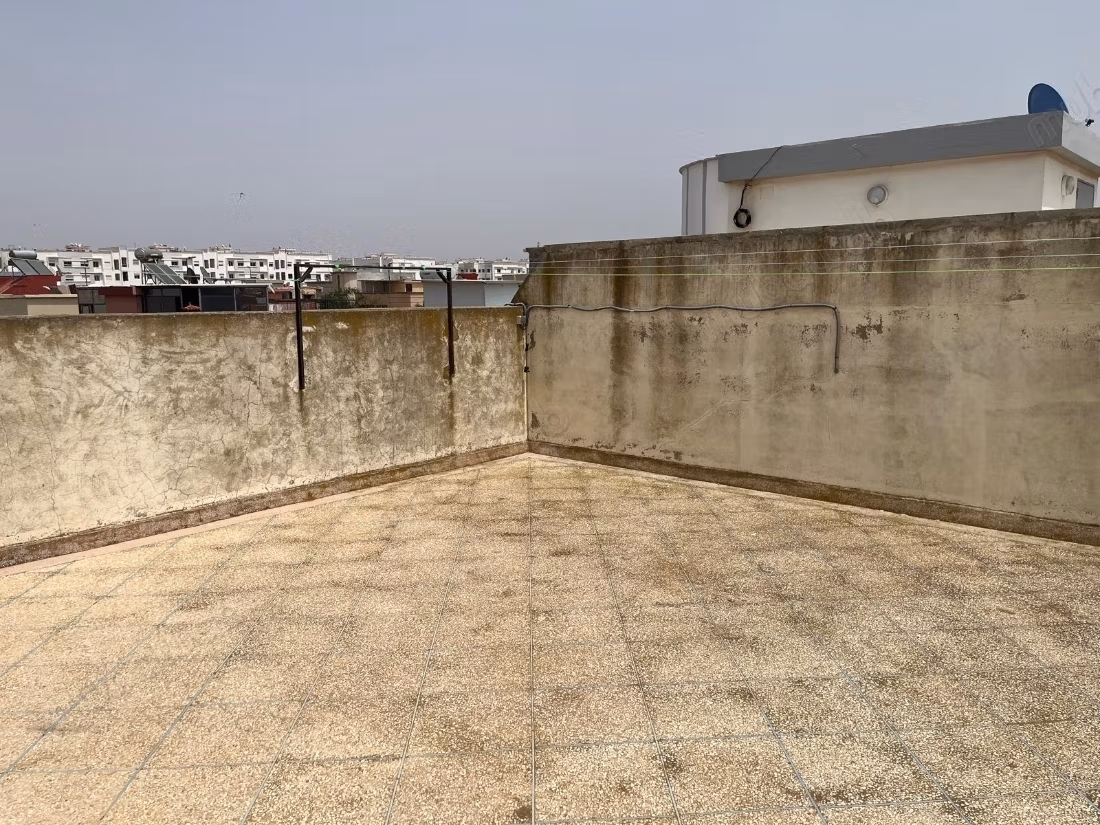 Villa te koop in Bni Yakhlef - 245 m² - getiteld
