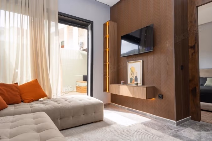 Rent this apartment in Maârif. Small area 60 m². Dressing room