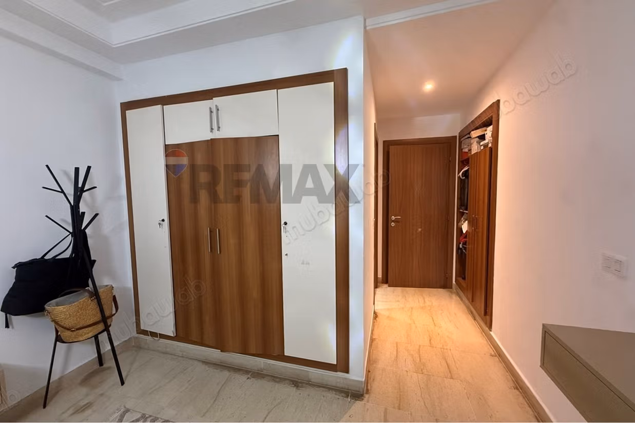 For Sale S3 Apartment in Garden